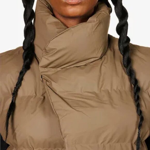 Rains High Neck Padded Shell Vest - Picture 8 of 10